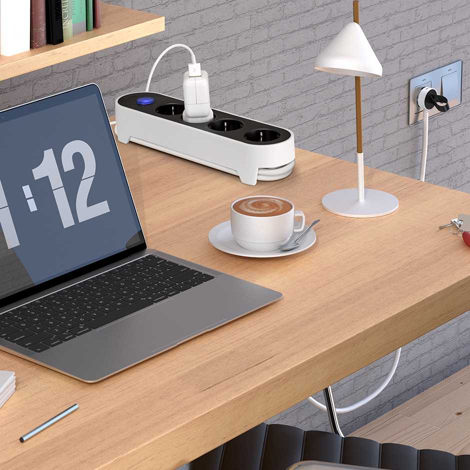 base-bm712601-1 4m cable con interruptor Simon. Desde nuestra tienda a tu casa. Envío a todo España