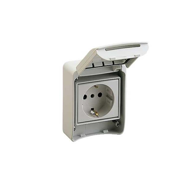 Comprar Toma 81141 | Berdin Álava Mejor precio para Toma empotrable con brida 65x85 10/16A 2PT M.G. 81141. Desde nuestra tienda a tu casa. Envío a todo España